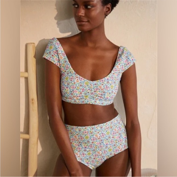 👙 Boden Scoop Neck Cap Sleeve Multicolor Patterned Bikini Size 14 - Picture 1 of 10